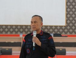 Dansat Brimob Polda Sultra Berikan Materi Filsafat Bhayangkara kepada Siswa Diktukba SPN Polda Sultra T.A. 2025