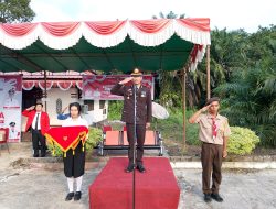 HUT Kemerdekaan RI ke-80 Kapolsek Kuala Behe Jadi Irup Penurunan Bendera