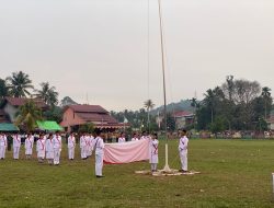 Penurunan Bendera Dalam Rangka HUT RI KE-80 TAHUN 2025 Di Kamatan Menyuke