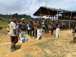 HUT RI ke-80 di Pos Denom Berlangsung Semarak Bersama Warga Denom Atukbin