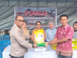 Polda Maluku Salurkan 500 Kg Beras untuk Pengungsi di Desa Hunuth
