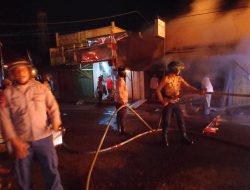 Pasar Ngrimase Tanimbar Terbakar, Brimob Kerahkan Mobil Water Canon Padamkan Api