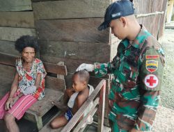 Satgas Yonif 131/Brajasakti Gelar Pelayanan Kesehatan Gratis di Perbatasan Papua