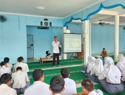 Sat ResNarkoba Polres Banyuasin melaksanakan Penyuluhan tentang bahaya penyalahgunaan Narkotika di SMA Negeri 1 Banyuasin III