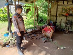Bangun Keakraban, Polisi Air Besar Sambangi Bengkel dan Toko Saat Patroli