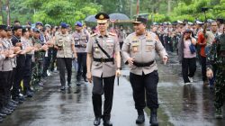 Ratusan Personil Polda Maluku Jajar Hormat Sambut Kapolda Irjen Dadang Hartanto