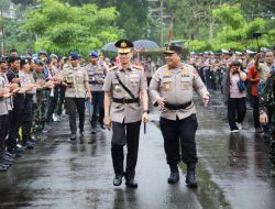 Ratusan Personil Polda Maluku Jajar Hormat Sambut Kapolda Irjen Dadang Hartanto