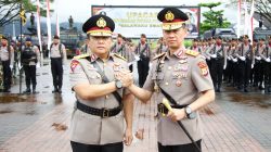 Terima Pataka “Salawaku Emarina” , Irjen Dadang Hartanto Siap Lanjutkan Kepemimpinan Polda Maluku, Tekankan Sinergi dan Profesionalisme