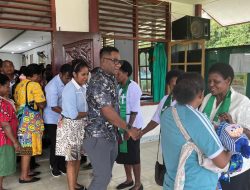 Kapolres Maybrat Sampaikan Pesan Kamtibmas di Jemaat GKI Sion Kumurkek