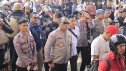 Personel Polda Maluku dan Polresta Ambon Amankan Unras di Gedung DPRD