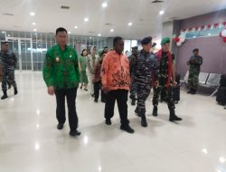 Danrem 181/PVT Kolonel Inf Slamet Riadi Disambut Meriah di Bandara DEO Sorong