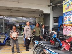 Patroli Siang Polsek Mandor, Cegah Gangguan Kamtibmas