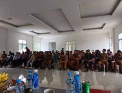 Bhabinkamtibmas Polsek Menyuke Hadiri Lokmin Lintas Sektoral  Puskesmas Simpang Tiga