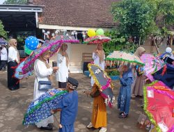 SDN 02 Sumberpetung Gelar Kirab Meriah Peringati Maulid Nabi Muhammad SAW
