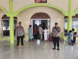 Samapta Polsek Menyuke Lakukan Pengamanan Sholat Jum’at