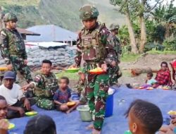 Gaya Hidup Sehat Satgas Yonif 521/DY Gelar Makan Bersama Di Distrik Kurima