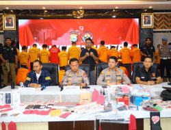 Polda Sulsel Gelar Press Release Kasus Tindak Pidana dalam Aksi Unras di Wilayah Hukum Polda Sulsel, Tetapkan 53 Tersangka