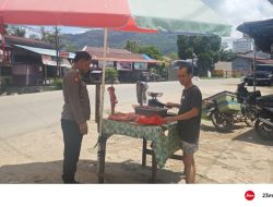Ngobrol Santai dengan Warga, Polisi Hadirkan Patroli yang Menyejukkan