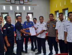 Kapolsek Sengah Temila Hadiri Sosialisasi Rencana Pembangunan Air Bersih di Desa Andeng