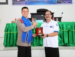 Kapolda Maluku Berikan Kuliah Umum di UKIM Ambon: Ajak Mahasiswa Jadi Agen Perdamaian dan Bijak Digital