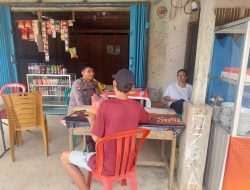 Hadir ditengah Masyarakat, Personil Polsek Mempawah Hulu Ajak Warga Jaga Kamtibmas 