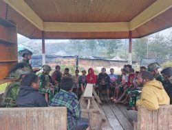 Di Lembah Omukia, TNI dan Warga Eronggobak Satu Hati dalam Ibadah dan Kasih