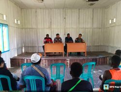 Babinsa Koramil Kimaam Himbau Warga Jangan Bakar Hutan Saat Membuka Lahan