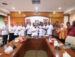 Gubernur Papua Barat Daya Desak Pengembalian Tiga Pulau ke Raja Ampat