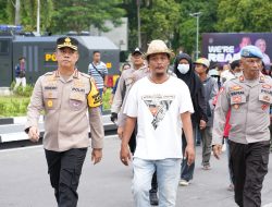 Kapolresta Mataram Pimpin langsung Pengamanan Unjuk rasa Masyarakat Tani di Kantor Gubernur NTB