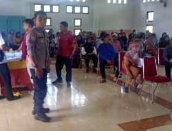 Kapolsek Sebangki Pastikan Keamanan Distribusi KKS PKH dan Sembako 2025