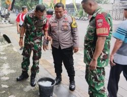 Babinsa dan Bidan Desa Laksanakan PSN Cegah DBD