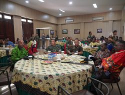 Pangdam Kasuari Ajak Tokoh Adat dan Kepala Suku Bersatu Demi Kepentingan Generasi Muda dan Kesejahteraan Masyarakat