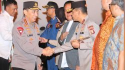 Kapolri Jenderal Polisi Listyo Sigit Prabowo Tiba di Palembang, Disambut Kapolda Sumsel dan Forkopimda