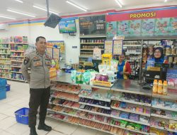 Polsek Menjalin Patroli di Indomaret, Jaga Keamanan Lingkungan
