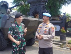 Sinergitas TNI-Polri Diperkuat,  Bidpropam Polda Maluku Gelar Silaturahmi Bersama Detasemen Kaveleri 5/BLC