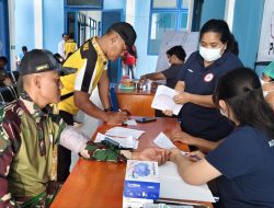 Donor Darah Satgas Yonif 521/DY Ikut Serta Dalam Rangka Kegiatan HUT Ke-80 PMI