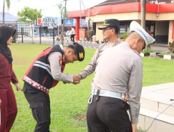 Apel Pagi Polres Banyuasin Sampaikan Arahan Strategis dan Lepas Purnabakti Kabag SDM