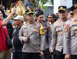 Kapolresta Mataram Pimpin Pengamanan Parade Rider MotoGP 2025