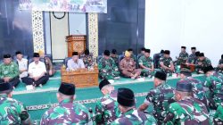 Doa Bersama Di Masjid Al Ikhlas Kodim 0808/Blitar Memperingati HUT Ke 80 TNI Tahun 2025