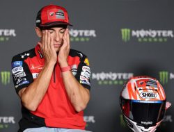 Marc Marquez Seperti Kena Kutukan di Mandalika, Gagal Finish Lagi di MotoGP 2025