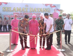 Kapolda Sumsel Resmikan Lapangan Upacara dan Gapura Polres Ogan Komering Ilir