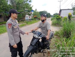Bripka Ria Latif Sambangi Warga Berikan Himbauan Kamtibmas