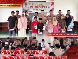 Kapolres Pidie Jaya Melaksanakan Kegiatan Binrohtal dan Berikan Santunan Kepada Anak Yatim