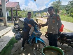 Dengan Senyum dan Sapaan, Kanit Binmas Bangun Keakraban dengan Warga