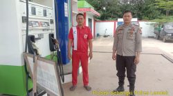 Aipda Herkulanus Suhardianto Sampaikan Pesan Kamtibmas Saat Patroli ke SPBU Sebangki