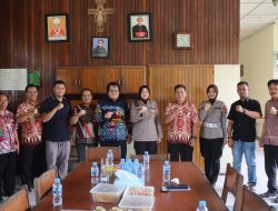 Kapolres Landak Jalin Silaturahmi dengan Paroki Salib Suci Ngabang, Perkuat Sinergi Jaga Kamtibmas