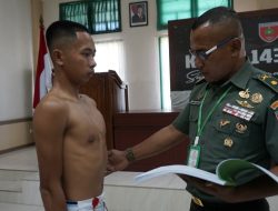 Danrem 143/HO Pimpin Sidang Parade Penerimaan Caba PK TNI AD Gelombang II TA 2025*