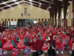 Kodam Kasuari Terima Kunjungan Edukasi TK IT Insan Mulia dan TK Yapis : Cinta TNI Sejak Dini Serta Belajar, Bermain, dan Cinta Tanah Air
