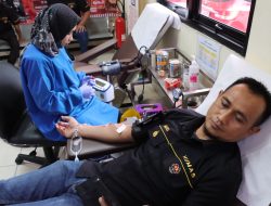 Rayakan Hari Jadi ke-74, Humas Polres Jakbar Gelar Bakti Sosial Lewat Donor Darah