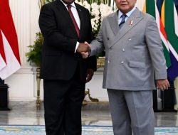 Presiden Prabowo Menyambut Secara Resmi Kunjungan Kenegaraan Presiden Republik Afrika Selatan Matamela Cyril Ramaphosa di Istana Merdeka